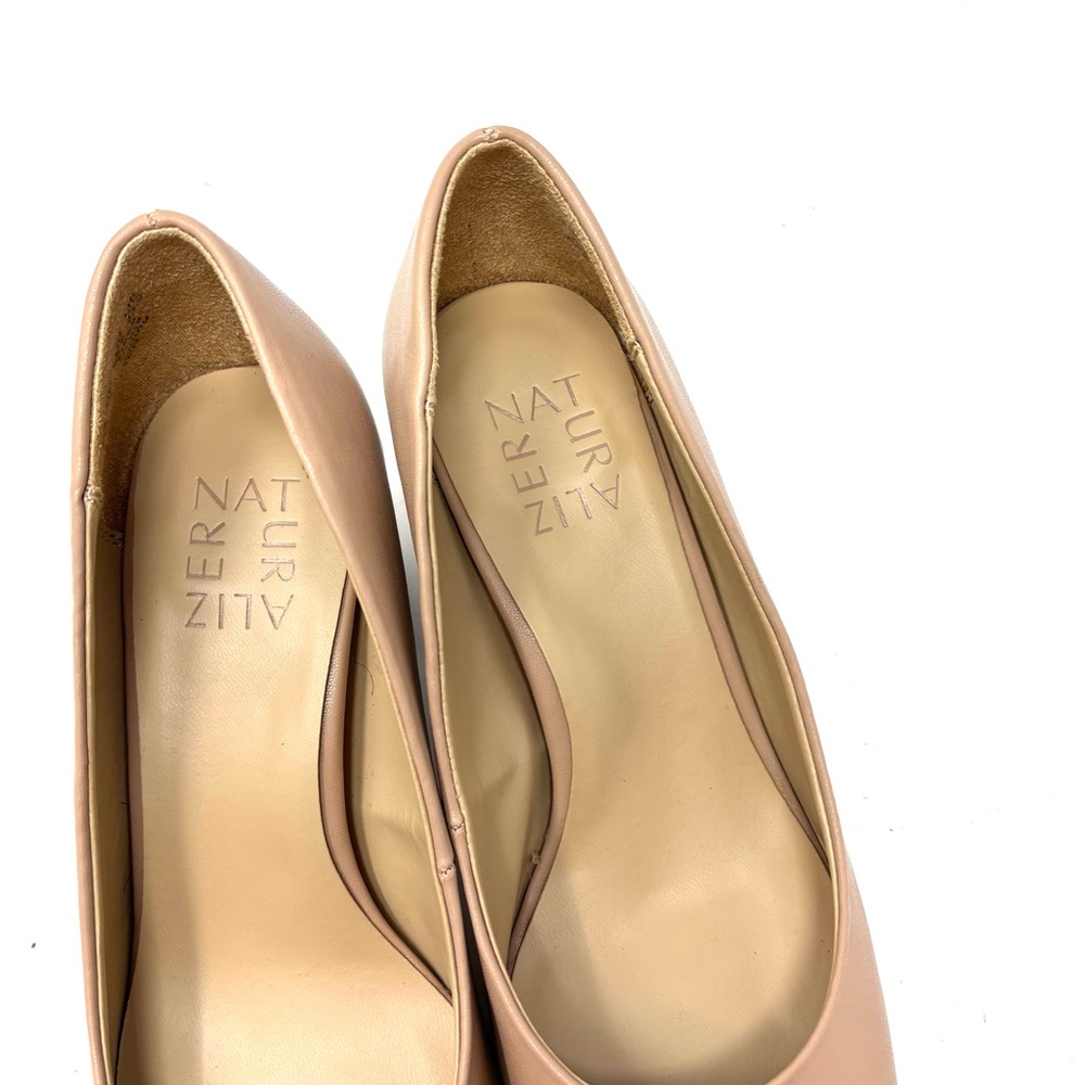 Naturalizer Pumps - Picture 7 of 7
